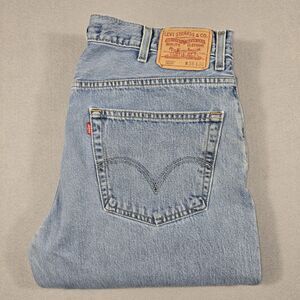 Levi's 550 Relaxed Men's Jeans Size 38x30 Straight Leg Distressed Blue Denim
